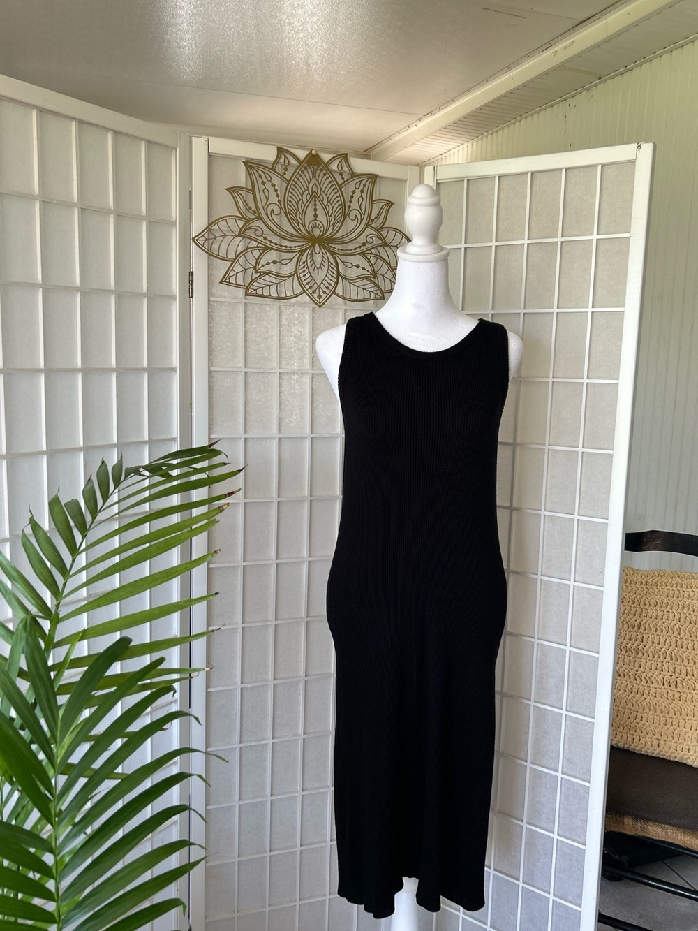 🖤✨ Rachel Zoe Ribbed Knit Midi Dress | Classic Minimalist Bodycon Style | Sz L